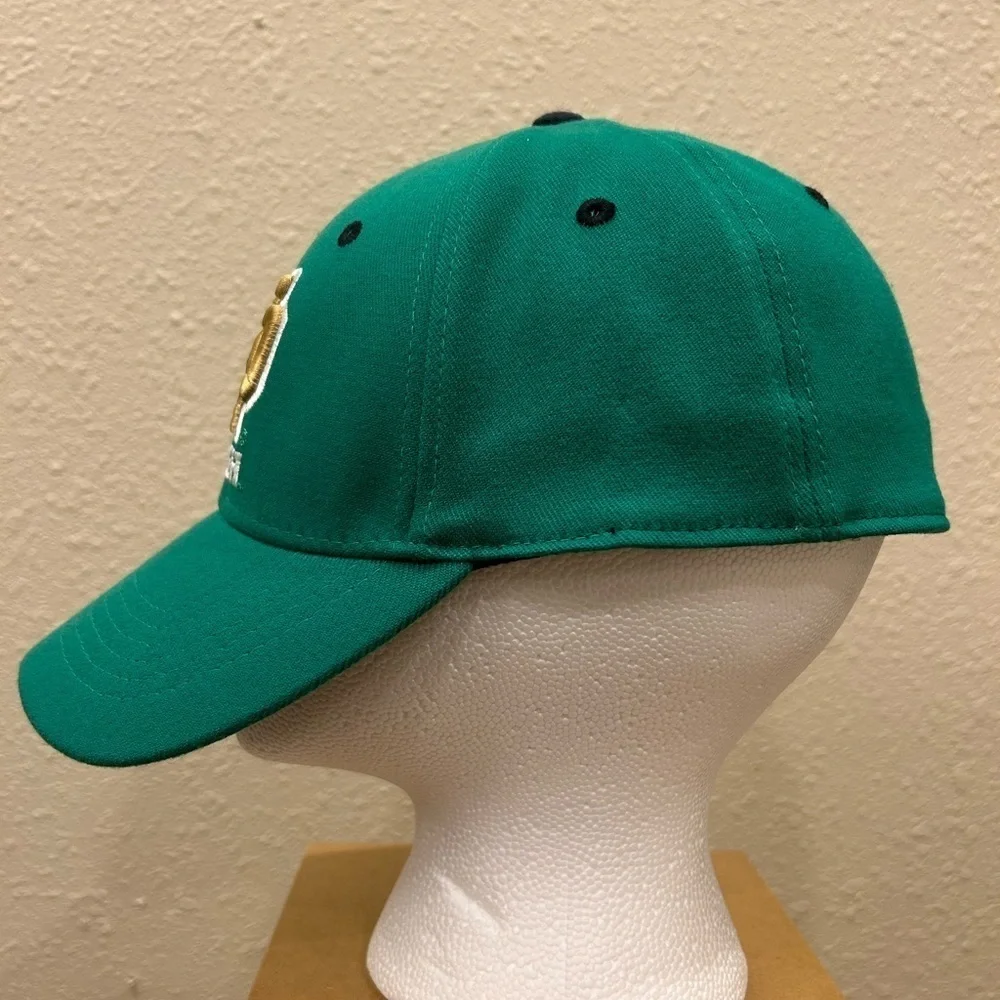 NCAA Notre Dame Fighting Irish Stretch Fit Hat/Cap OSFM EUC‎